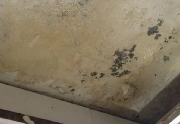 道里阳台漏水维修公司分享下道里卫生间渗水维修需要注意哪些问题。